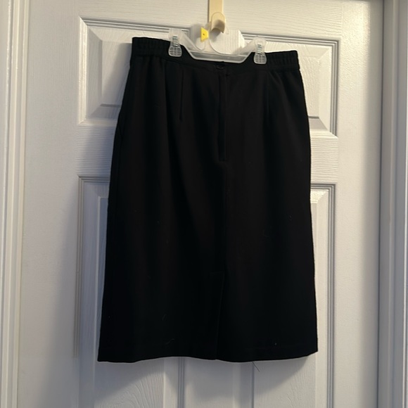 Wool skirt with waist stretch - Picture 1 of 3